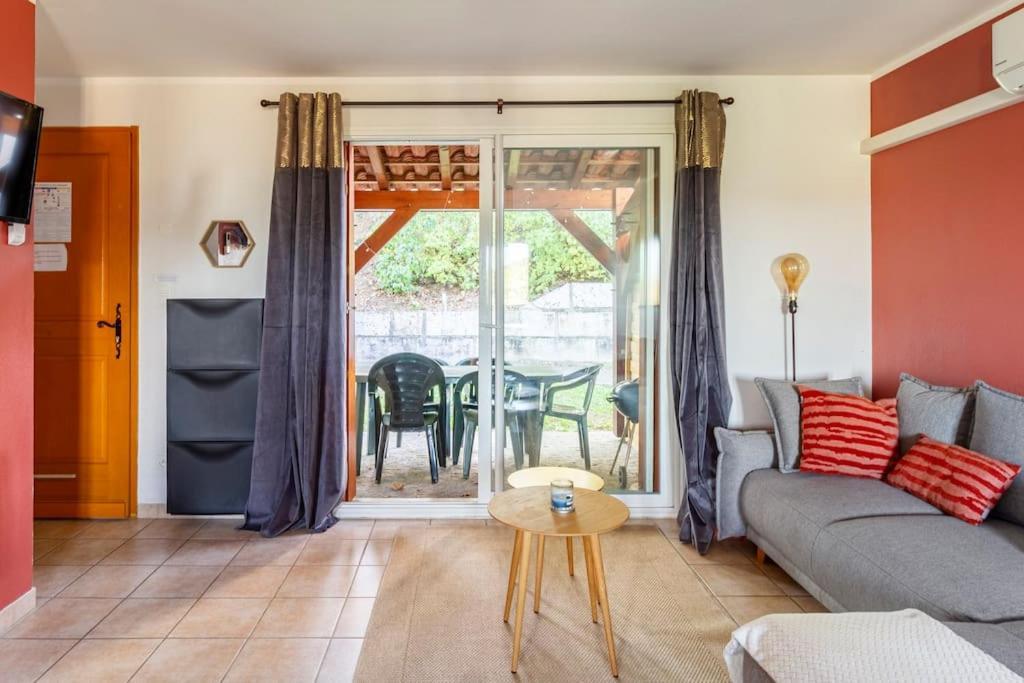 Sarlat, Apptmt T3 Residence Clim Piscine Parking Exteriör bild